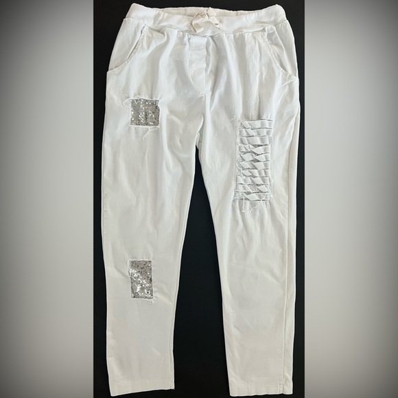 Bella Amore White Pull on Pants with Sparkle Design Size 8 - Picture 8 of 11